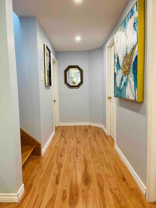 Emily'S Charming House Brossard Exterior foto